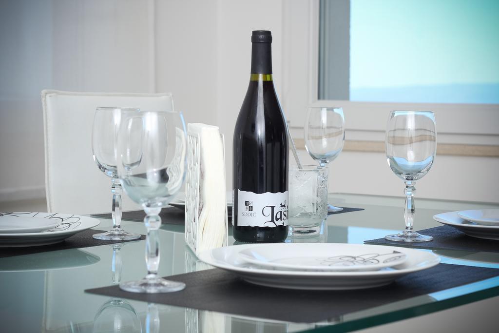 Apartment Lara Kaštel Novi Eksteriør billede